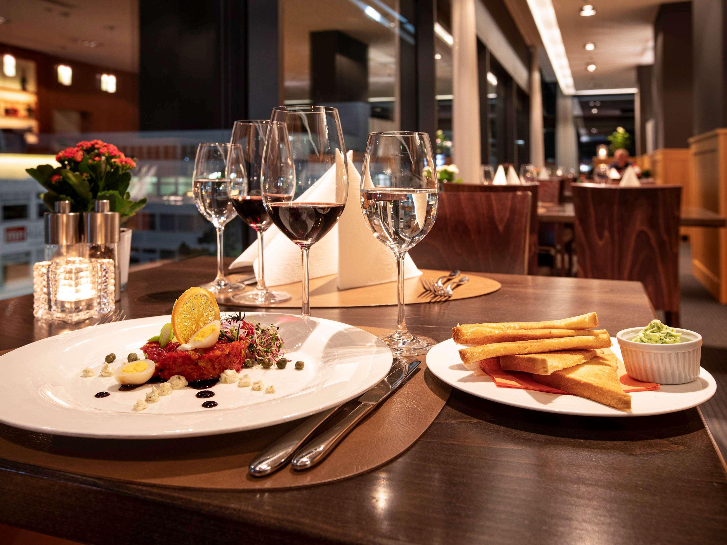 Mercure West 4*